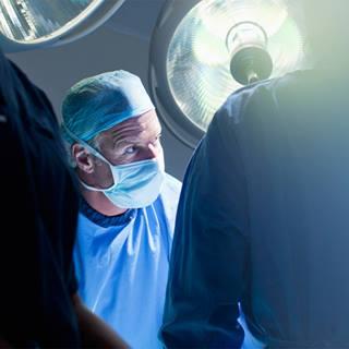 endovascular-surgery-1290x1290